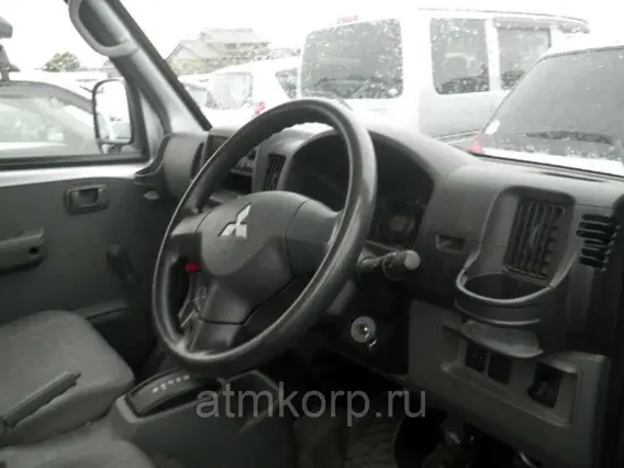 Микроавтобус Mitsubishi MINICAB б/у фото 7