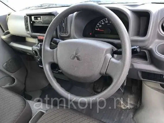 Микроавтобус Mitsubishi MINICAB  б/у фото 3