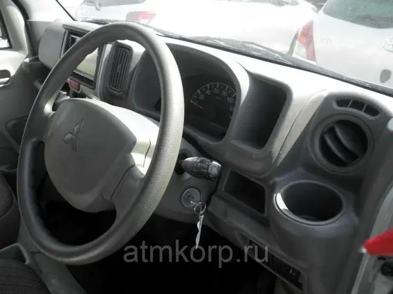 Микроавтобус Mitsubishi MINICAB б/у фото 7