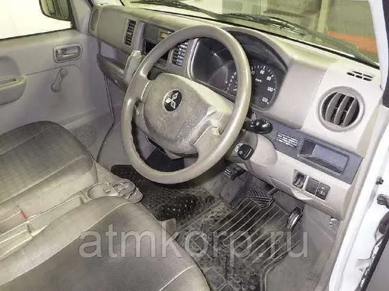 Микроавтобус Mitsubishi MINICAB б/у фото 3