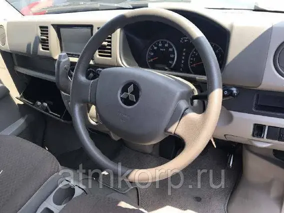 Микроавтобус Mitsubishi MINICAB б/у фото 3