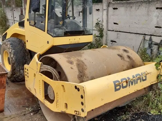 Дорожный каток Bomag BW 2007 года б/у