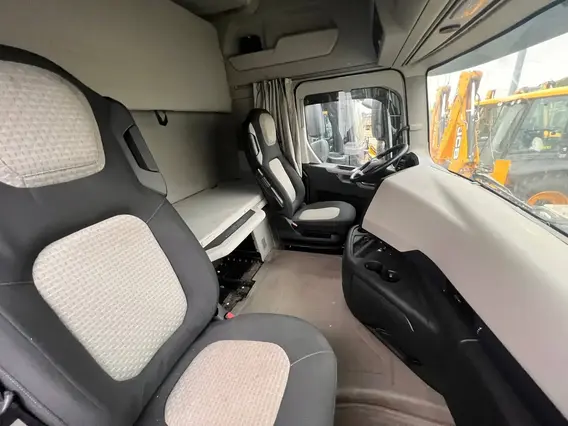 Седельный тягач Ford F-Max 2023 года б/у фото 6