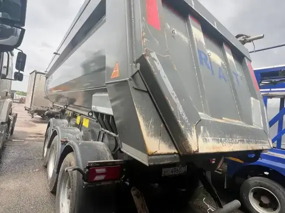 Полуприцеп самосвальный РИАТ 924900 2022 года б/у