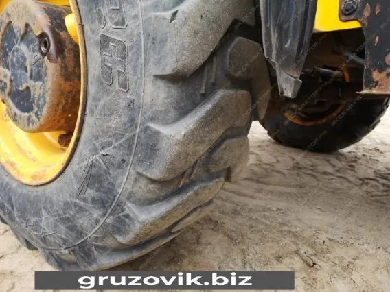 Экскаватор JCB 3CX 2012 года б/у