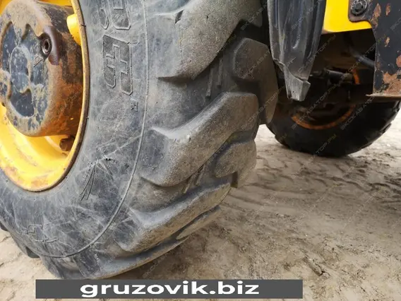 Экскаватор JCB 3CX 2012 года б/у