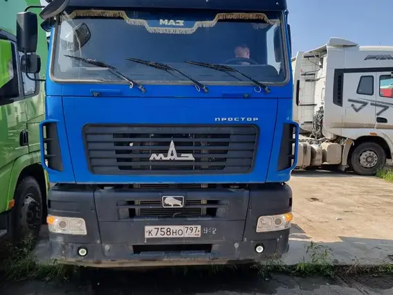 Седельный тягач МАЗ 643028 2022 года б/у фото 2
