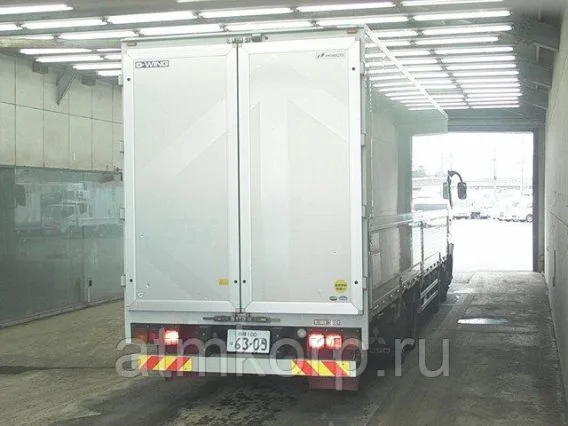 Автофургон Mitsubishi SUPER GREAT  б/у фото 2