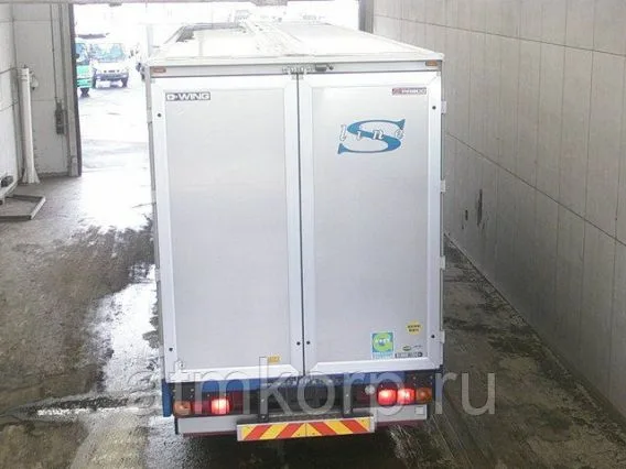 Автофургон Mitsubishi SUPER GREAT  б/у фото 3