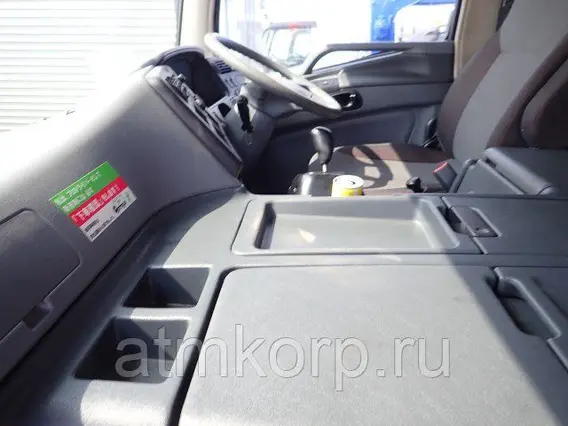 Автофургон Mitsubishi SUPER GREAT б/у фото 4