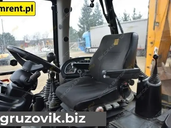 Экскаватор-погрузчик JCB 3CX 2012 года б/у
