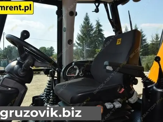 Экскаватор-погрузчик JCB 3CX 2016 года б/у