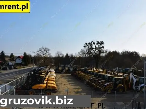 Экскаватор-погрузчик Komatsu WB93 2014 года б/у