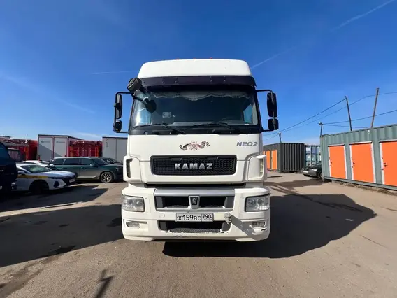 Седельный тягач Камаз 5490 2021 года б/у фото 2