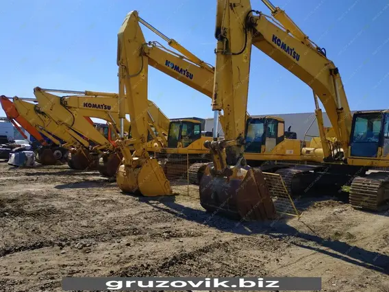 Экскаватор Komatsu PC 2010 года б/у