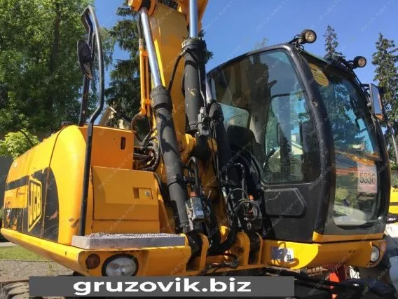 Экскаватор JCB JS 175W 2008 года б/у