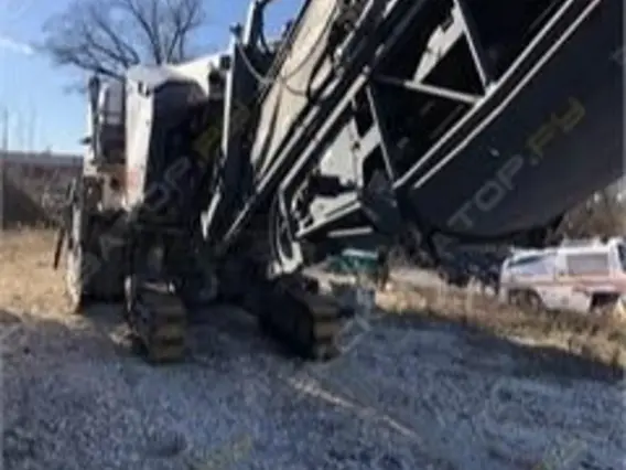 Дорожная фреза Wirtgen W 200 2010 года б/у