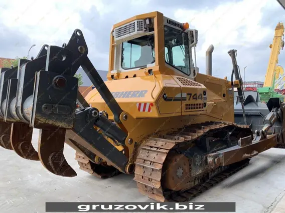 Бульдозер Liebherr PR 744 2016 года б/у