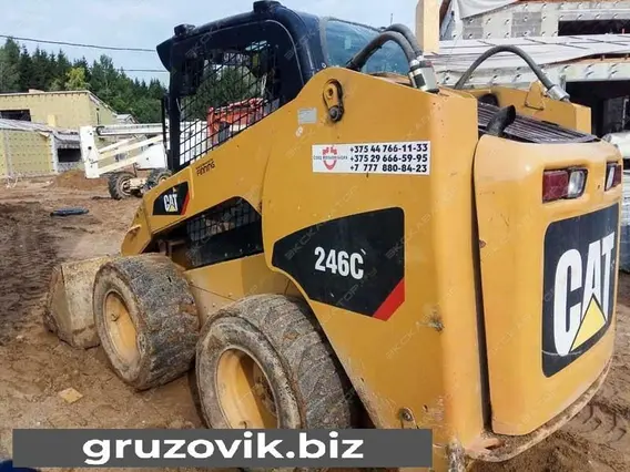 Фронтальный погрузчик Caterpillar 246 2007 года б/у