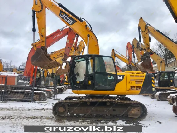 Экскаватор JCB JS220 2012 года б/у