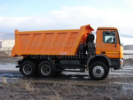 Самосвал Mercedes-Benz Actros б/у фото 3