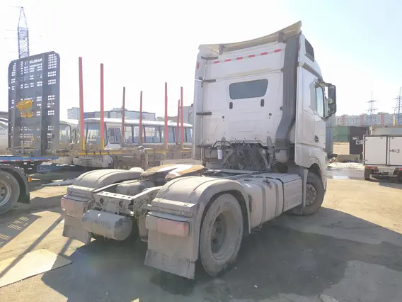 Седельный тягач Mercedes-Benz Actros 2023 года б/у фото 5