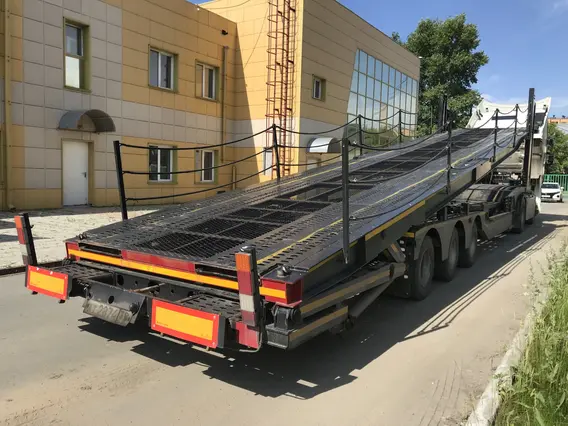Полуприцеп-автовоз LUXUDA LZC9506BG 2023 года б/у фото 4