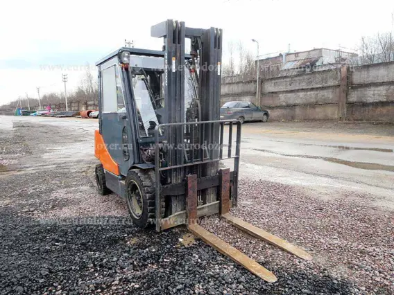 Вилочный погрузчик Doosan D35C-5 pro5 2012 года б/у фото 5