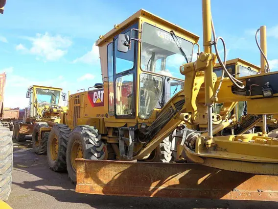 Грейдер Caterpillar 140 K 2015 года б/у фото 5