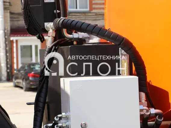 Дорожно-уборочный автомобиль Камаз 53605 2025 года новый фото 5