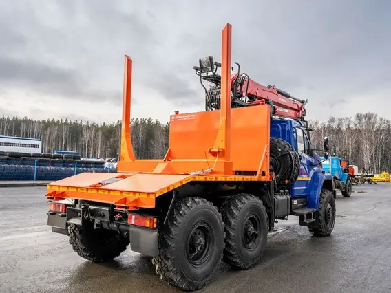 Лесовоз с КМУ Урал NEXT 5557-6151-72 2025 года новый фото 3