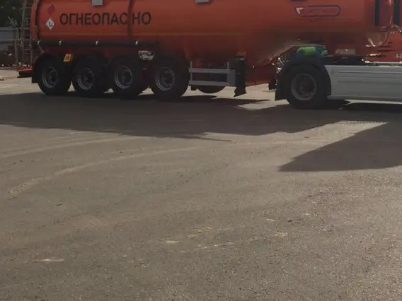 Полуприцеп-бензовоз ППЦ Сеспель SF4332 новый