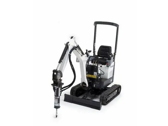 Экскаватор Bobcat E10  б/у