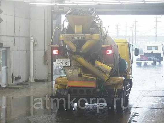 Бетоносмеситель Nissan Diesel Condor б/у фото 3