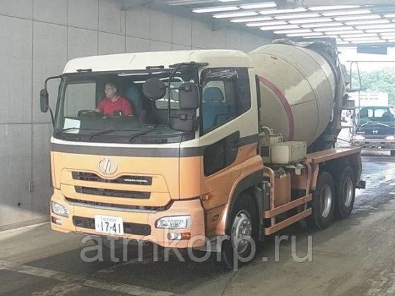 Бетоносмеситель Nissan Quon CW2XL  б/у