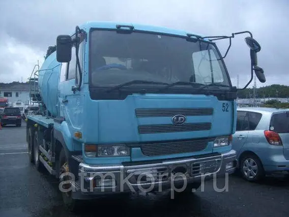 Бетоносмеситель Nissan Truck б/у