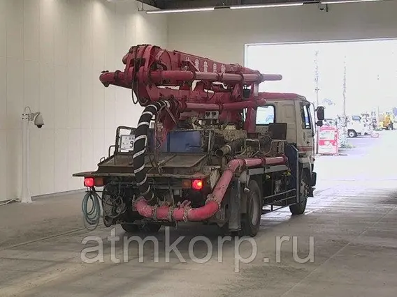 Бетононасос Nissan Truck  б/у фото 3