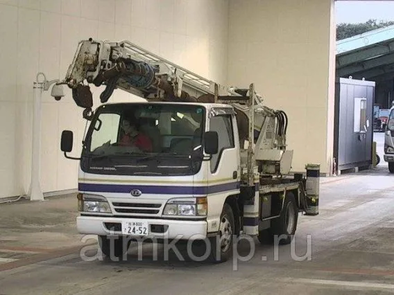 Nissan Truck  б/у