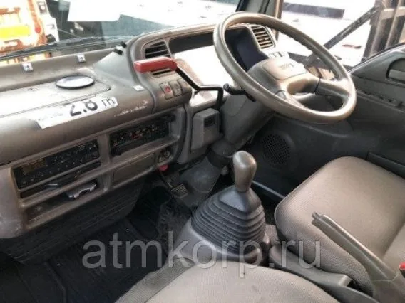 Nissan Truck  б/у фото 3