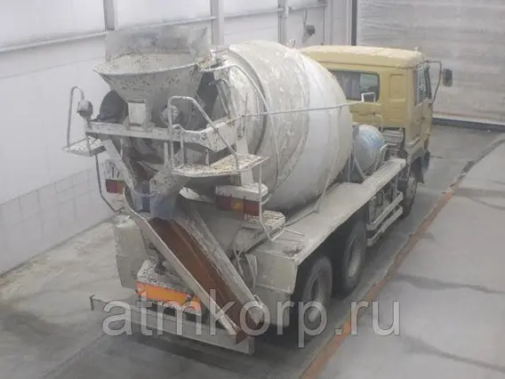Бетоносмеситель Nissan UD  б/у фото 3