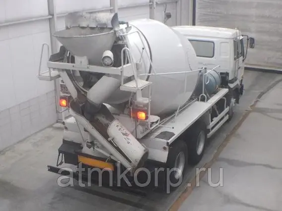 Бетоносмеситель Nissan UD  б/у фото 3