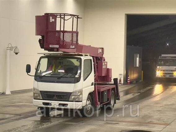 Автовышка Mitsubishi Canter  б/у