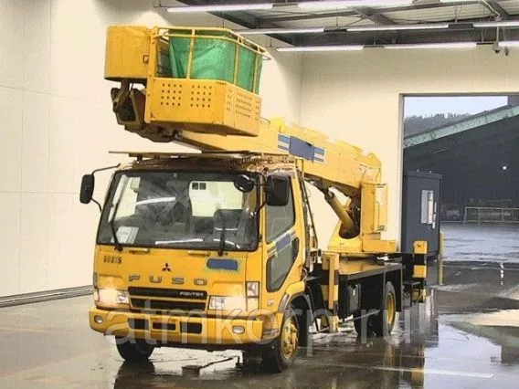 Автовышка Mitsubishi FUSO  б/у