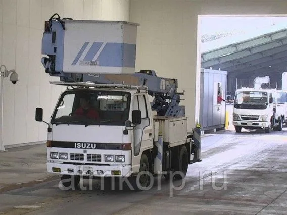 Автовышка Isuzu Elf  б/у