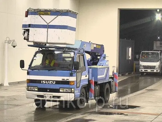 Автовышка Isuzu Elf  б/у
