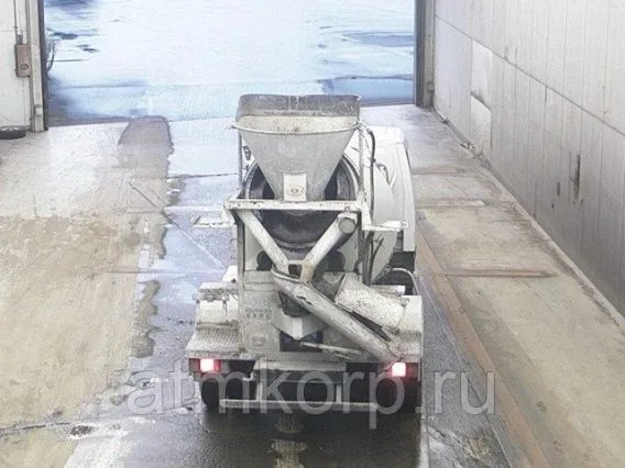 Бетоносмеситель Isuzu Elf  б/у фото 3