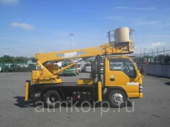 Автовышка Isuzu Elf  б/у
