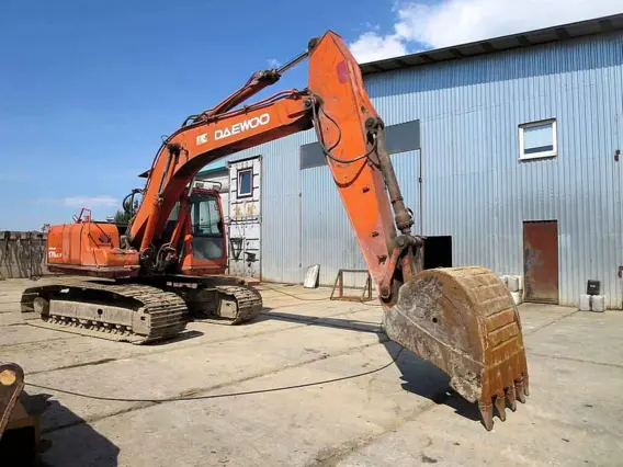 Экскаватор Doosan Solar 170LC - V 2000 года б/у фото 6