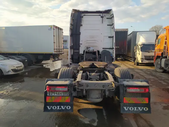 Седельный тягач Volvo FH 2021 года б/у фото 7