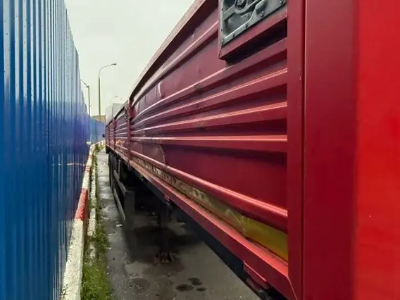 Бортовой полуприцеп МАЗ 975800-2010 2023 года б/у фото 2